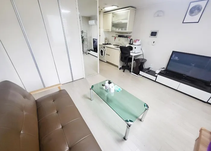 3-2501 #5min Gangnam St# Livingroom #sofa #metro Line No2 Seoul