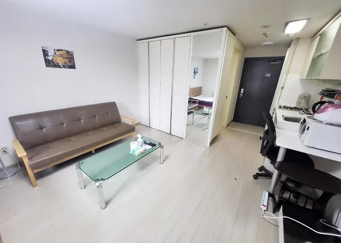 3-2501 #5min Gangnam St# Livingroom #sofa #metro Line No2 *